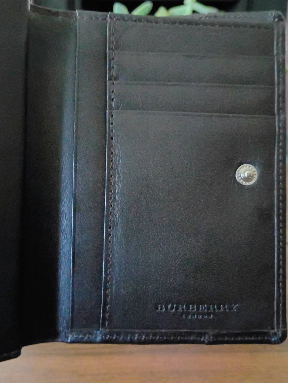 BURBERRY!! AUTHENTIC VINTAGE NOVA CHECK KISSLOCK BIFOLD WALLET 🤎 - Picture 8 of 10